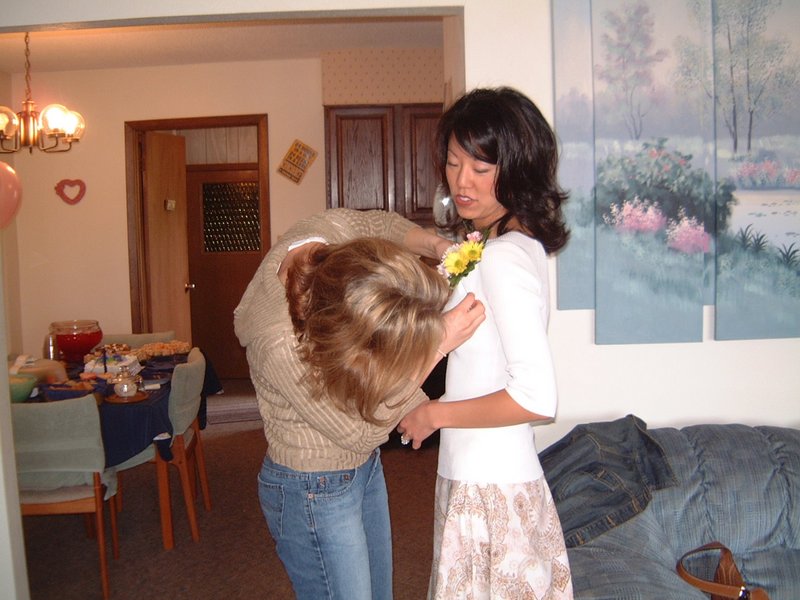 2004/05(May)/02(Jaymee-Shower)/800x600_2004-05-01 14-03-08.JPG